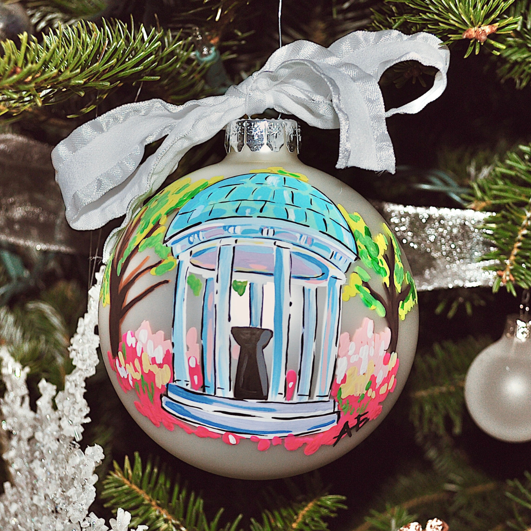 UNC Old Well Ornament (4")
